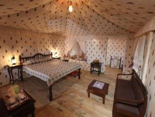 The Balmoral Camp Bliss By Sahastra Seasons Hotel Ranikhet Exterior photo